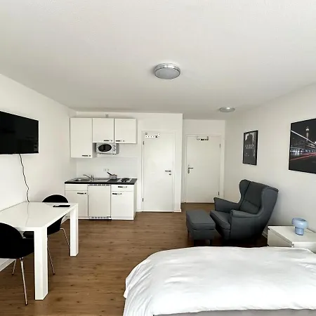 Modernes - Wuerzburger Strasse, * 阿沙芬堡